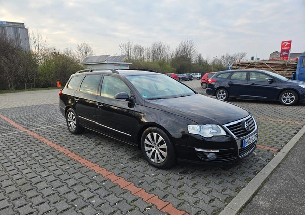 Volkswagen Passat cena 16900 przebieg: 170000, rok produkcji 2008 z Wągrowiec małe 154